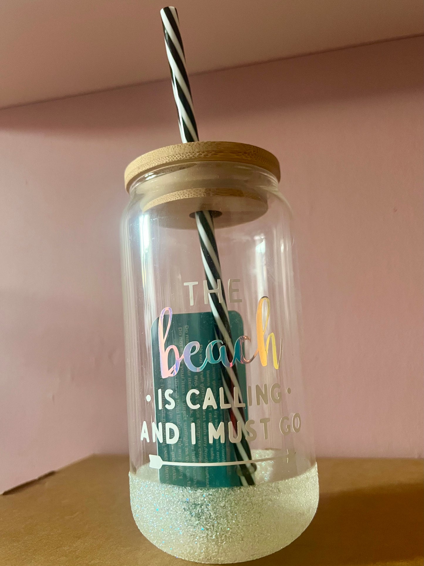 White Glitter Can Glass (590ml)