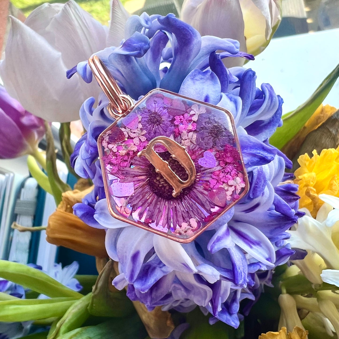 Hexagon Custom Full Florals