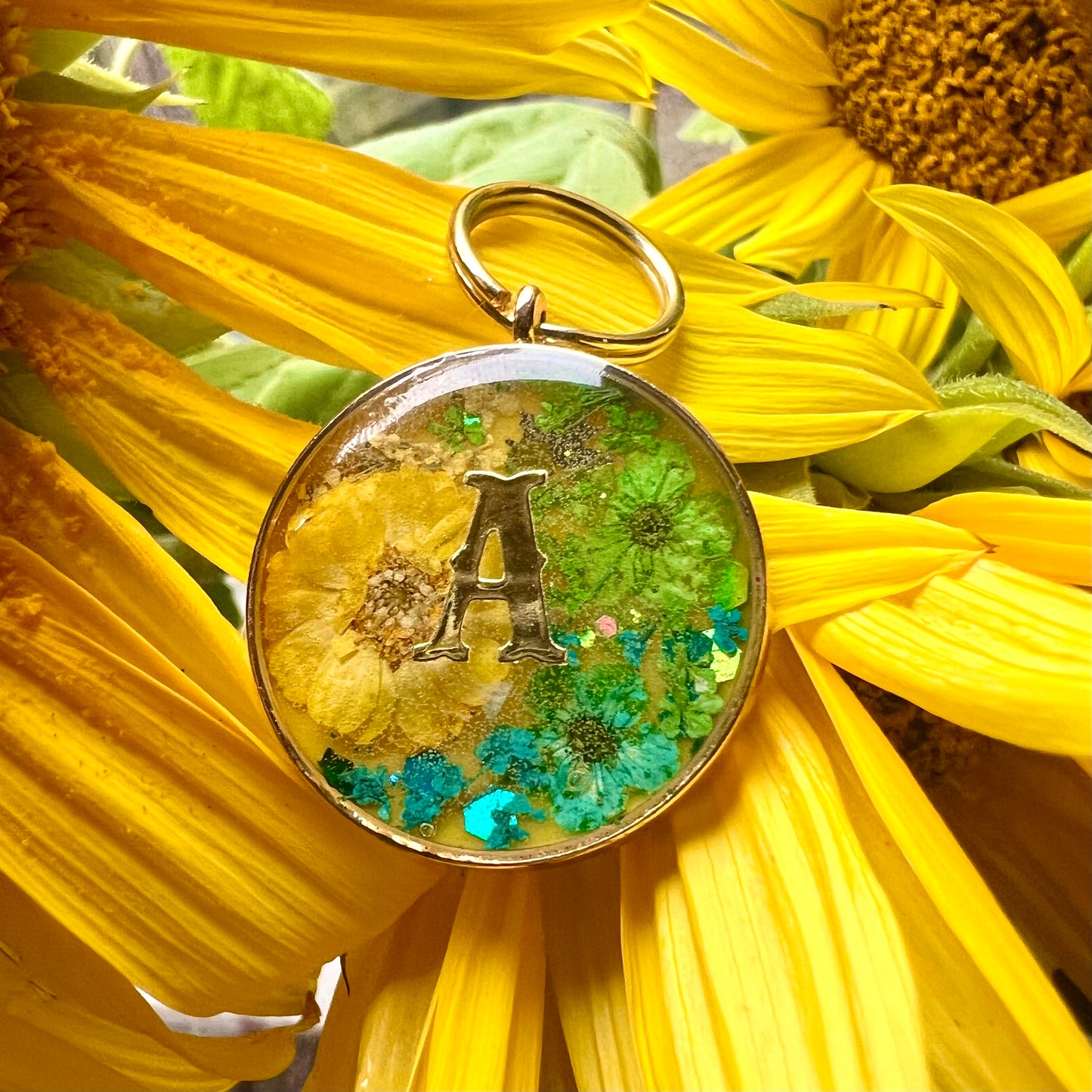 Leafy Green in Gold Tone Hardware