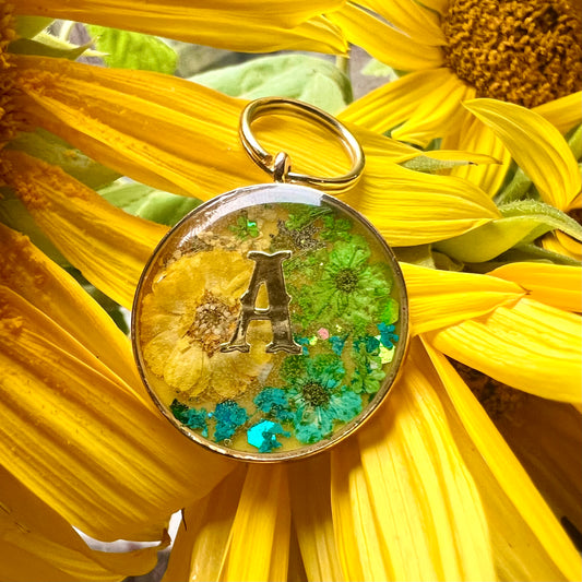 Leafy Green in Gold Tone Hardware