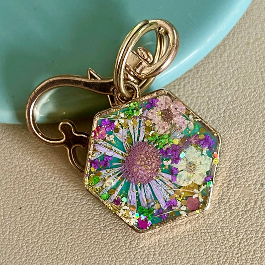 Spring Meadow in Gold Hardware